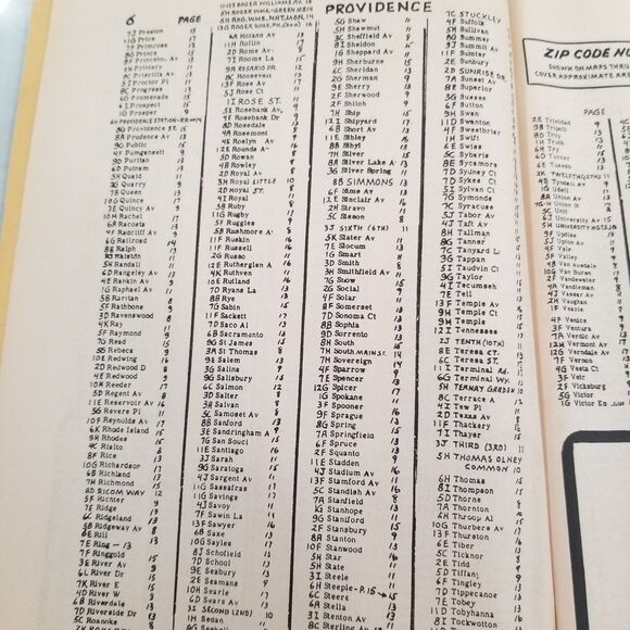 Rhode Island & nearby Massachusetts street maps guide 1994 Weeden paperback book - Picture 8 of 8